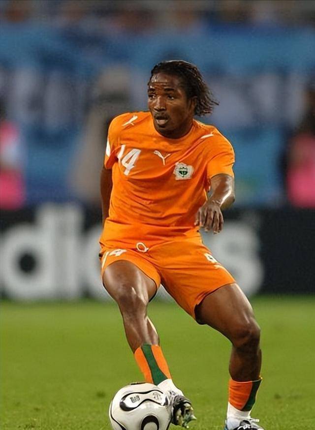 MILAN-包含德罗巴在老鹰比赛中比分优势明显，高光表现引发热议！的词条